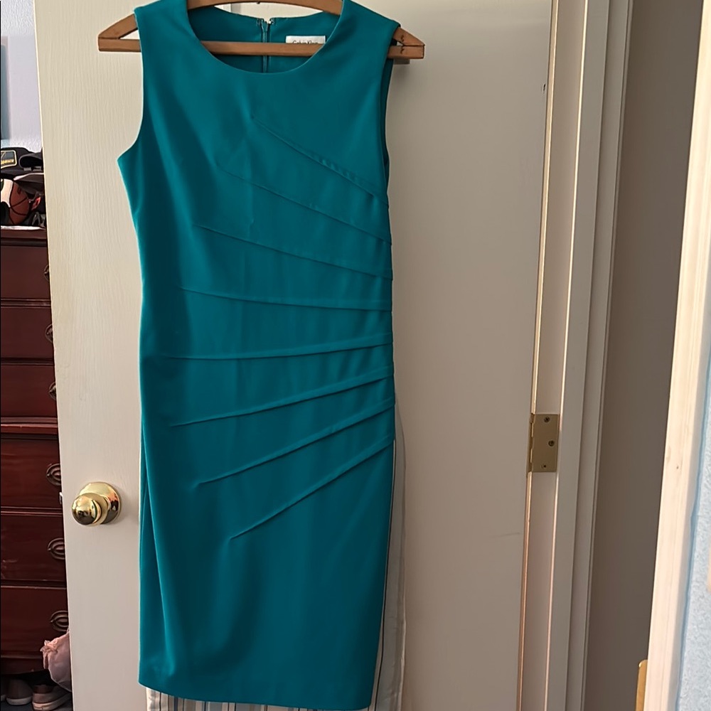 Calvin Klein Green Ruched Sheath Midi Dress